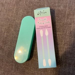 Aria reusable makeup swabs NEW